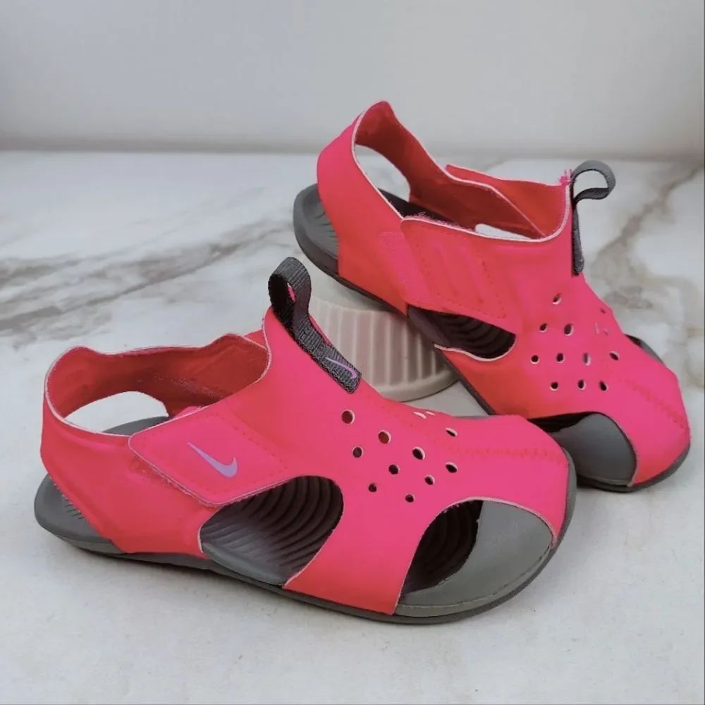 Nike Kids Sunray Protect 2 Hyper Pink Fuchsia Water Shoes Beach Sandals, 9C